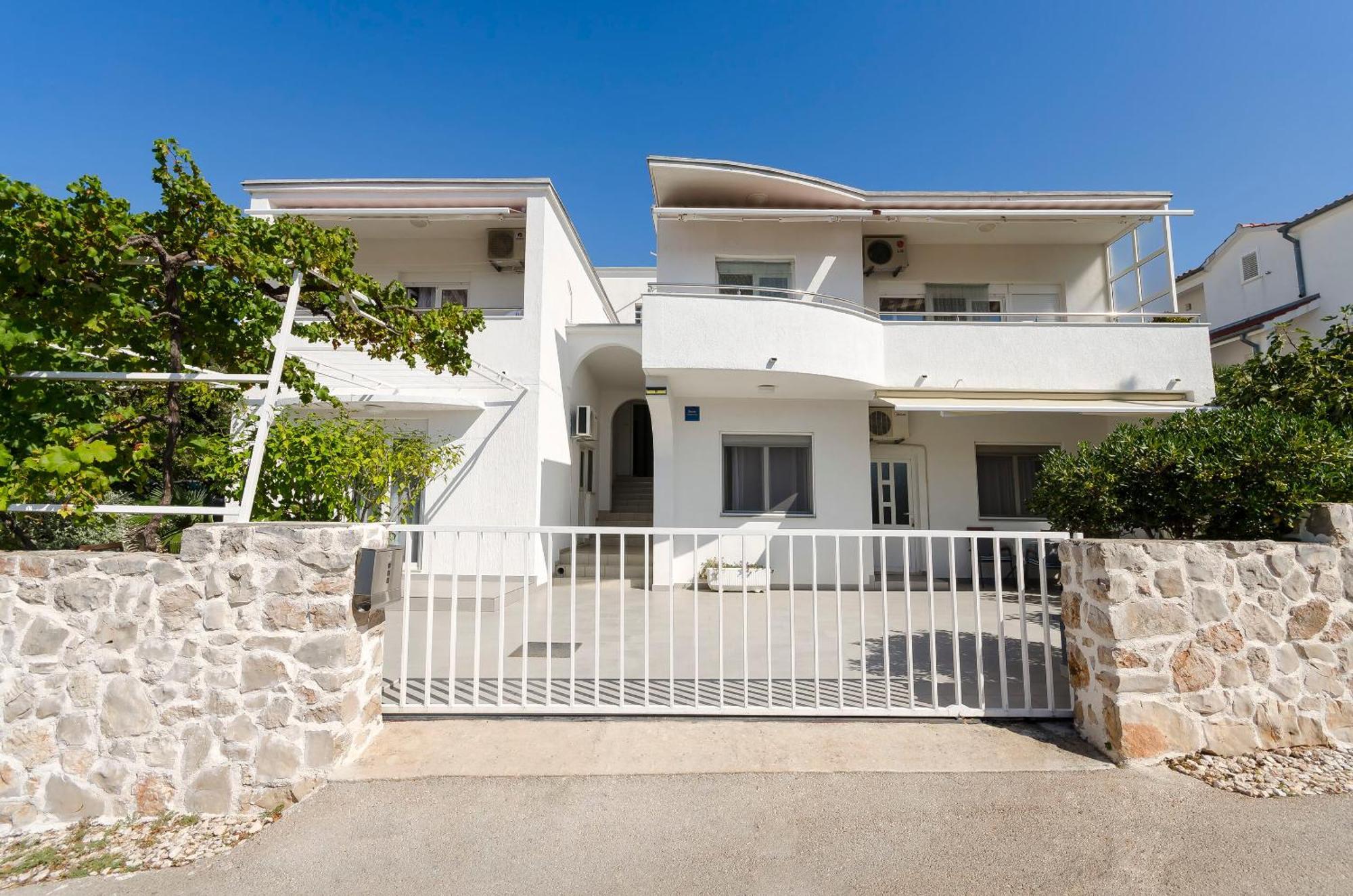 Apartments Danica Tisno Zewnętrze zdjęcie